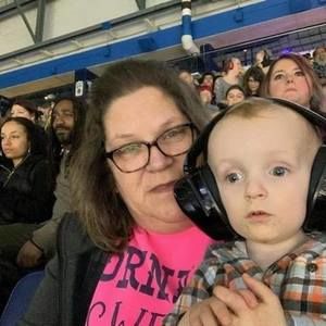 Meet your Posher, Janet